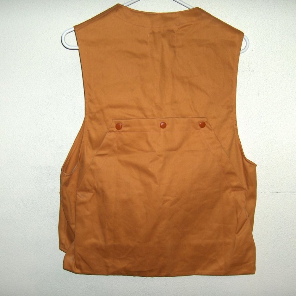 Hunting Vest Storm-Pruf Size M Measures 40" Chest - Picture 6 of 8